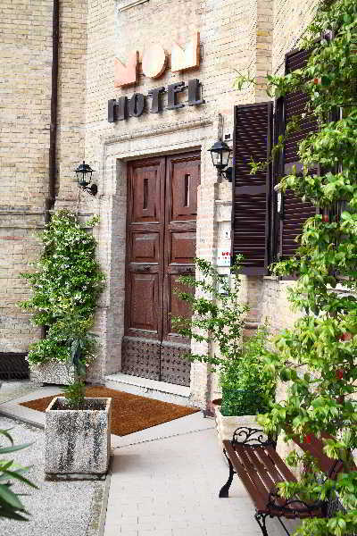 Hotel Mom Assisi Santa Maria Degli Angeli  Exterior photo